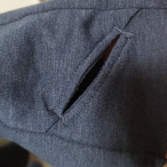 Brooks womens top - Picture 3 of 5